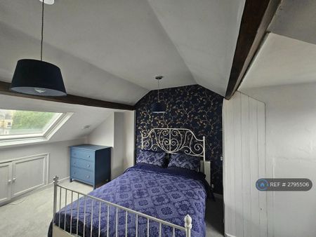 3 bedroom terraced house to rent - Photo 5