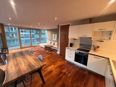 2 bedroom Flat To Let Total Size: 966 SQ FT - Photo 2