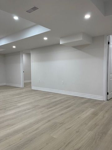 For Lease - 130 Lady Dolores Avenue, Vaughan, Ontario - Photo 2