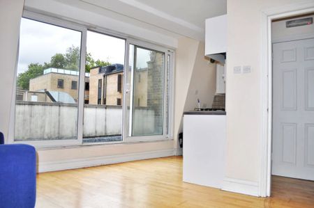 2 Bed Flat, Old Street, EC1V - Photo 5
