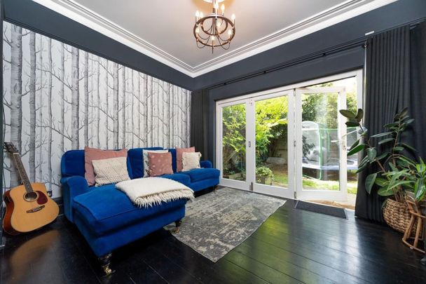 4 Bed Semi-Detached House, Arragon Gardens, SW16 - Photo 1