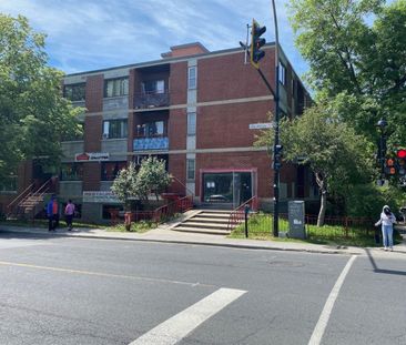 One-Bedroom (3.5) Large - 4605 4615 Ave Van Horne, Montréal - Photo 2