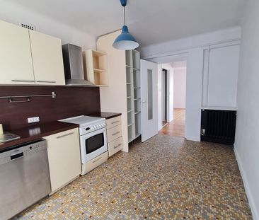 Location Appartement 3 pièces 77m² - Photo 2