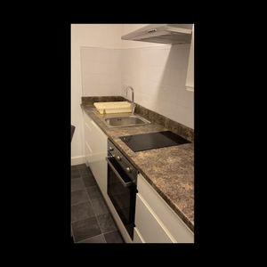 Studio Flat, Alexandra House, SO14 - Photo 2