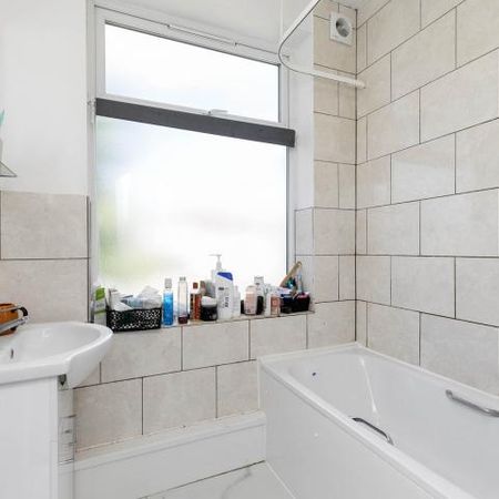 Stunning Apartment - Photo 4