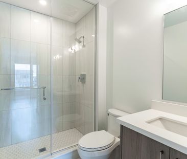 For Lease - 333 Sunseeker Avenue Unit# 220, Innisfil, Ontario - Photo 3