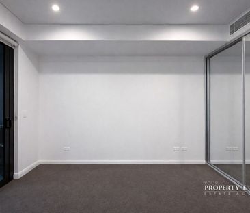 1-Bedroom Apartment in the Heart of Tallawong Village – Walk to Metro - Photo 1