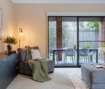 Modern Family Home - Photo 4