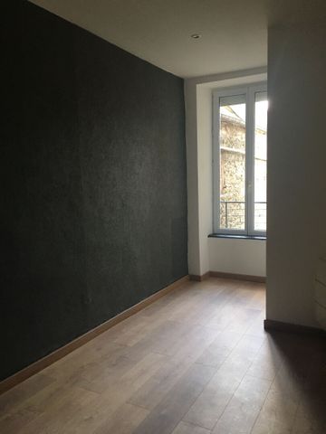 Location Appartement 2 pièces 45m² - Photo 3