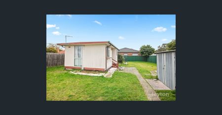 Self-contain Bungalow - Photo 4