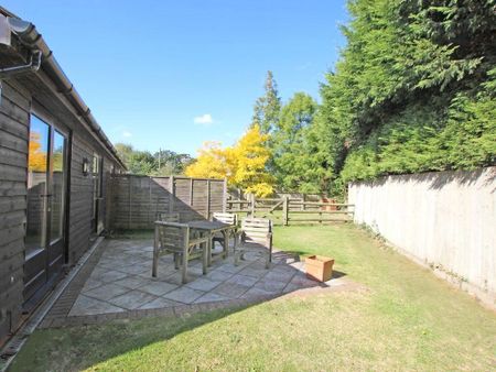 2 bedroom bungalow to rent - Photo 5