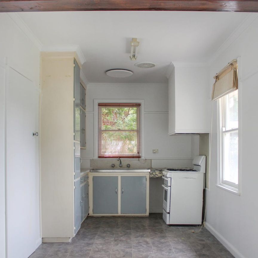 FRESHLY PAINTED HOME IN GREAT LOCATION - Photo 1