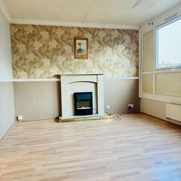 4 bedroom terraced house to rent - Photo 1