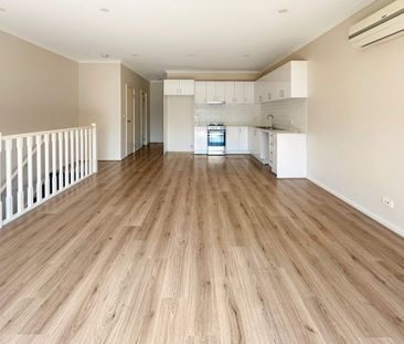 POSITION PERFECT! - Photo 2