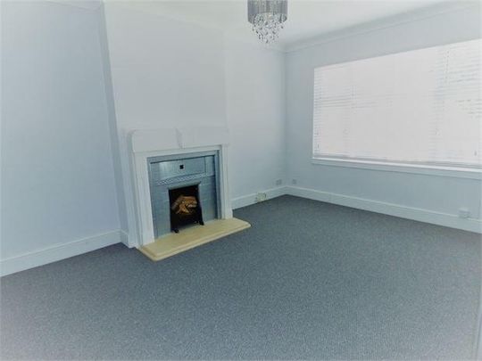 3 bedroom apartment to rent - Photo 1