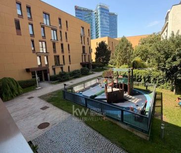 Pronájem prostorného bytu 2+kk se dvěma balkony a parkováním – Rezi... - Photo 2