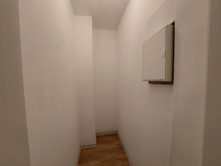 Vollmodernisierte Familienwohnung mit neuem Bad - "Freie Scholle eG" - Photo 2