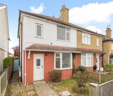 2 bedroom semi-detached house to rent - Photo 6