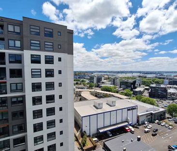 Great harbour views - Photo 4