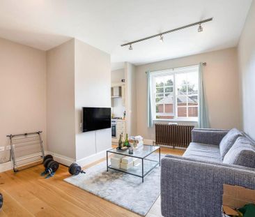 1 bedroom flat to rent - Photo 2