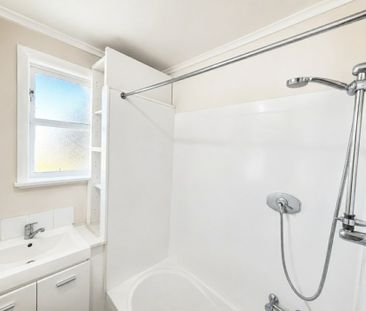 Freshly Renovated Family Home in a Peaceful Location - Photo 3