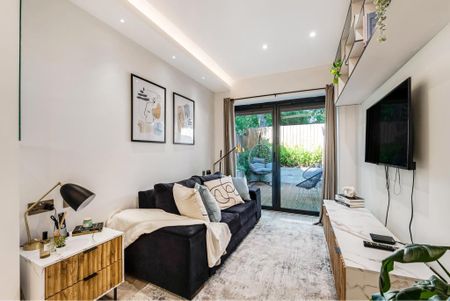 1 bedroom serviced apartment to rent - Photo 5