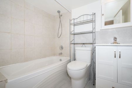 For Lease - 77 Wheelwright Drive Unit# Bsmt, Richmond Hill, Ontario - Photo 3