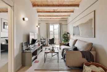 Ronda de Sant Pere, Barcelona, Catalonia 08010