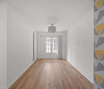 3 bedroom terraced house to rent - Photo 2