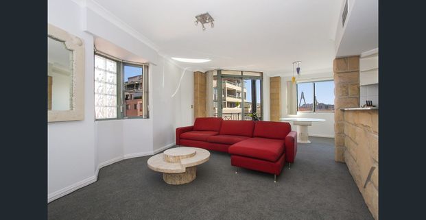 Two Bedroom Apartment in Highly Sought after Location - Photo 1