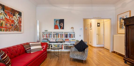 Appartement te huur in Berchem voor € 950 met 2 slaapkamers - Photo 2