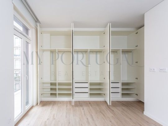 2 room luxury Flat for rent in Lisbon - Photo 1