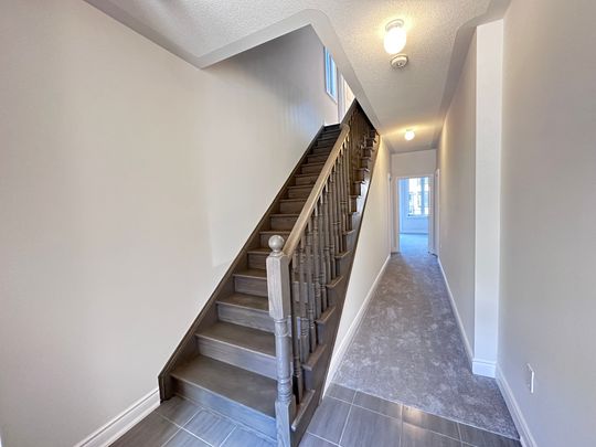 For Lease - 190 Tennant Circle, Vaughan, Ontario - Photo 1