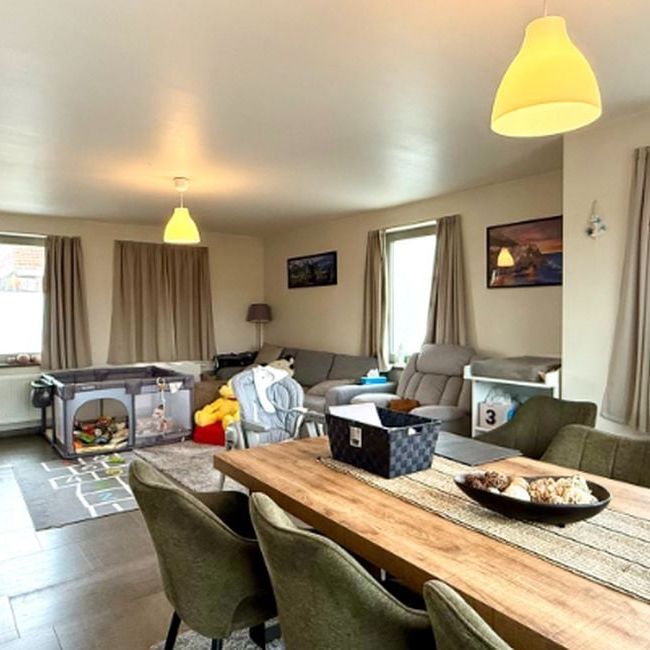 Duplex te huur in Deinze voor € 915 met 2 slaapkamers - Photo 1