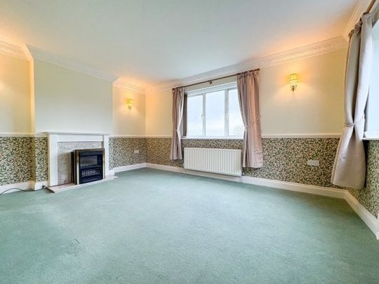 High Street, Mayfield - Photo 1