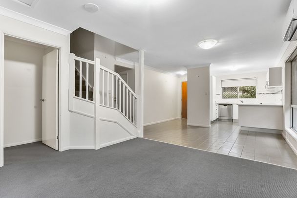 Modern Two Storey Townhouse - Photo 1