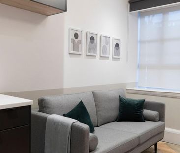 1 bedroom flat to rent - Photo 2