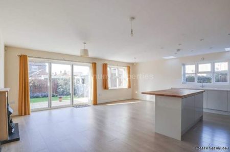 3 bedroom property to rent in Ely - Photo 3