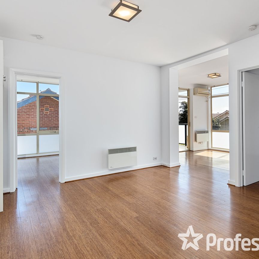 9/11 Bluff Avenue, Elwood VIC 3184 - Apartment For Rent | Domain - Photo 1