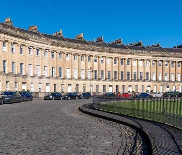 Royal Crescent, Bath, BA1 - Photo 2