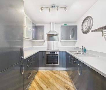 Viridian Square, Aylesbury - Photo 5