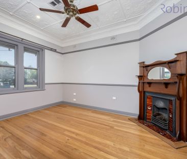 Fully renovated four bedroom home with in heart of Maryville - Photo 3