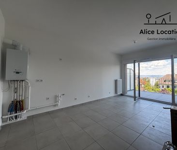 Location Appartement 2 pièces 39m² THONON LES BAINS 74200 - Photo 1