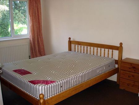 3 bedroom house to rent - Photo 2