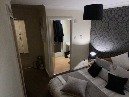 2 Bed Flat, Pleasance Way, G43 - Photo 4