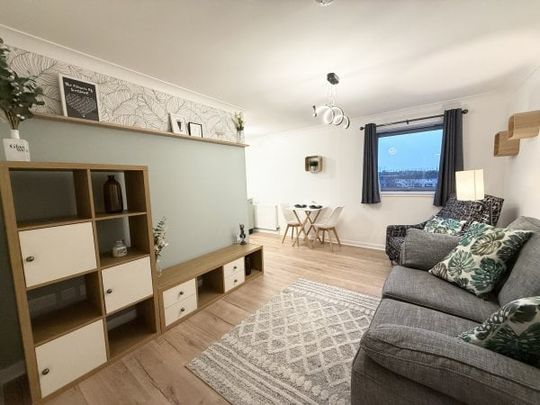 Errol Gardens, Glasgow, G5 - Photo 1