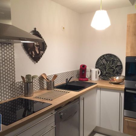 Location Appartement 2 pièces 34m² BORDEAUX 33000 - Photo 3