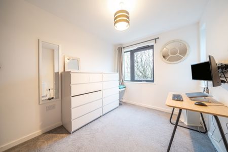 Boundaries Road, London, SW12 - Photo 3