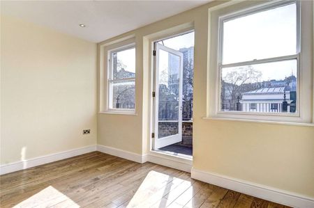 Exceptional one bed Mayfair apartment. - Photo 3