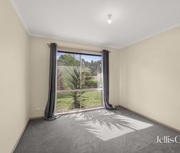 Freshly updated & quietly positioned unit in convenient Brown Hill ... - Photo 2